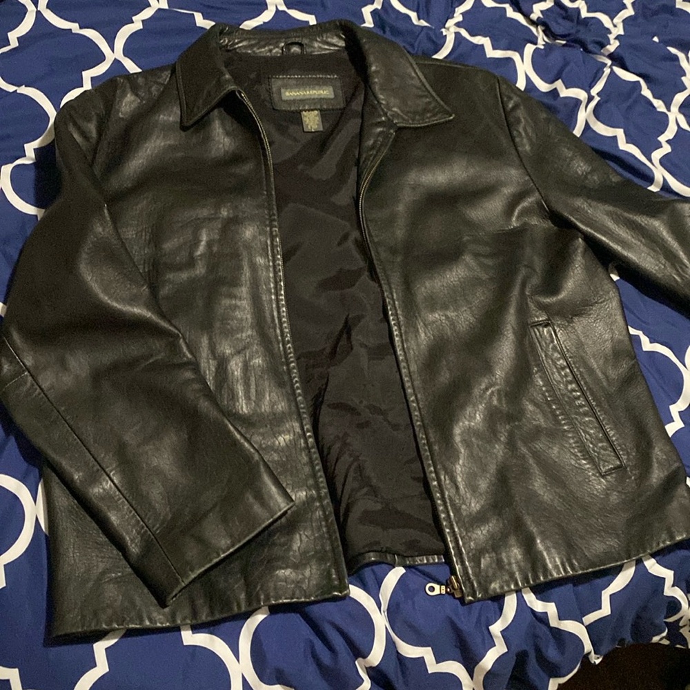 Black banana republic authentic leather jacket